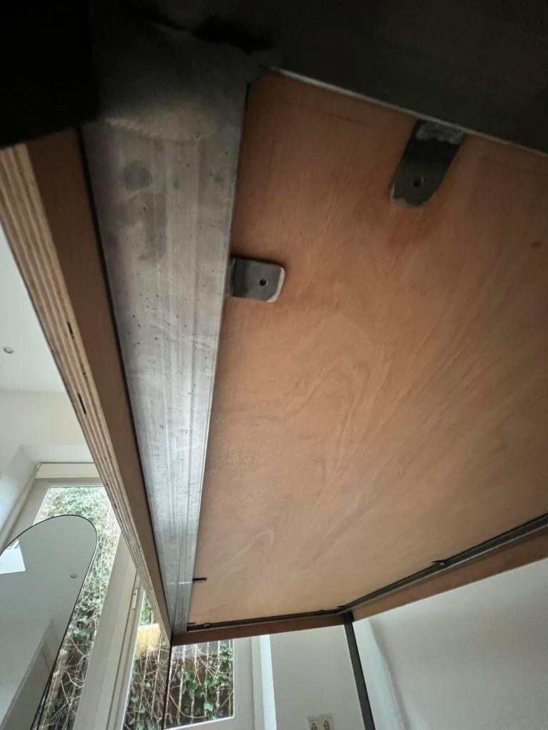 Moderne Grijze Tafel