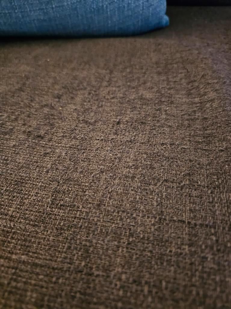 Gratis af te halen. Donkergrijze hoekbank 260x260 cm