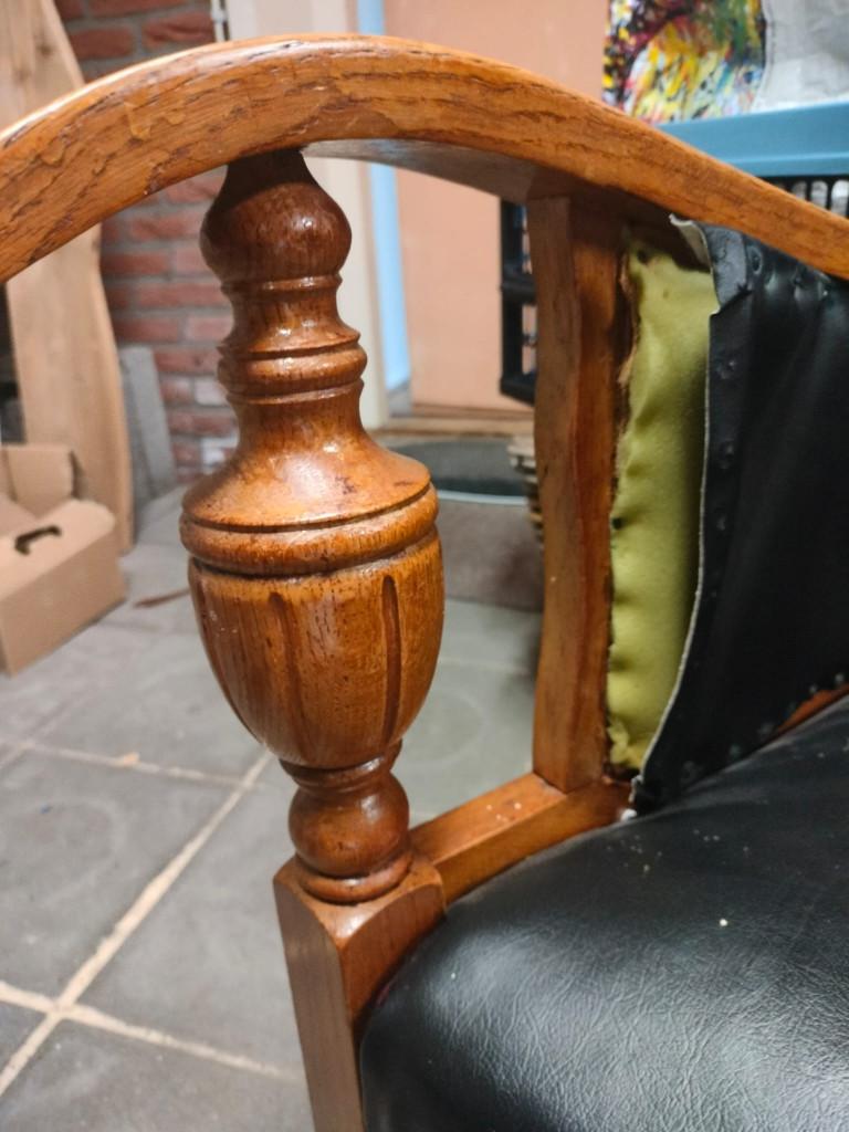 2X GRATIS antieke hardhouten stoelen MOET NU WEG
