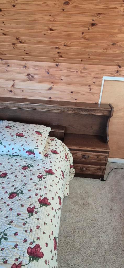 Mooi eikenhouten bedframe