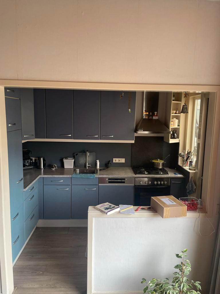 Keuken met boiler, koelkast, gasfornuis & oven - zelf demont
