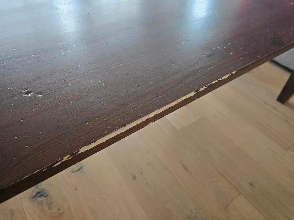 Gratis Robuuste houten tafel 2.00x1.03 mtr met laden