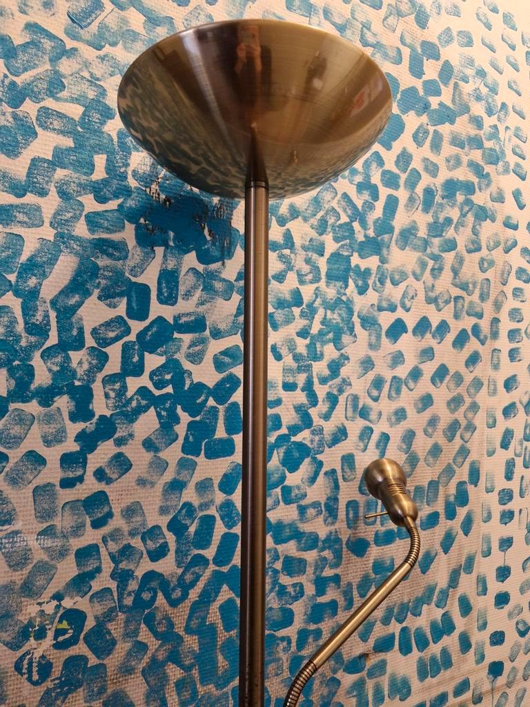 Staande lamp met leeslamp