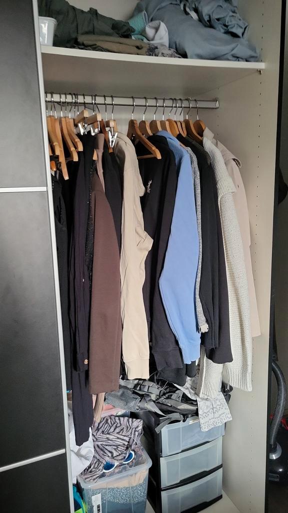 Kledingkast schuifdeur leen bakker