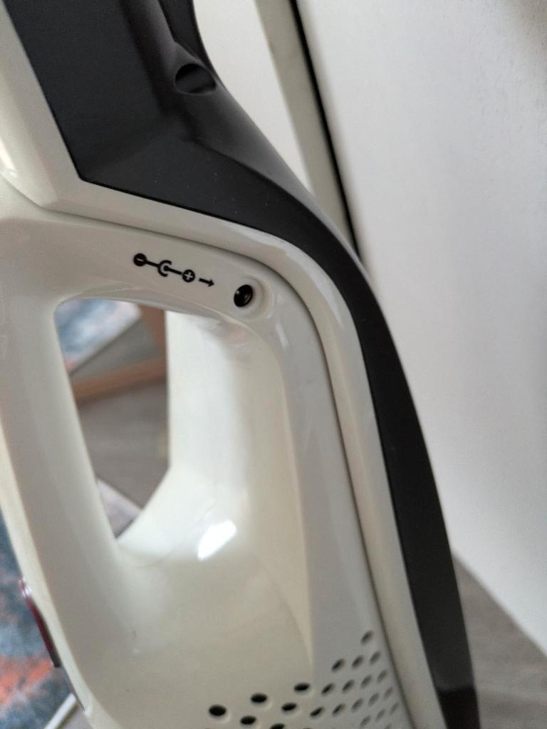 Gratis steelstofzuiger/kruimeldief