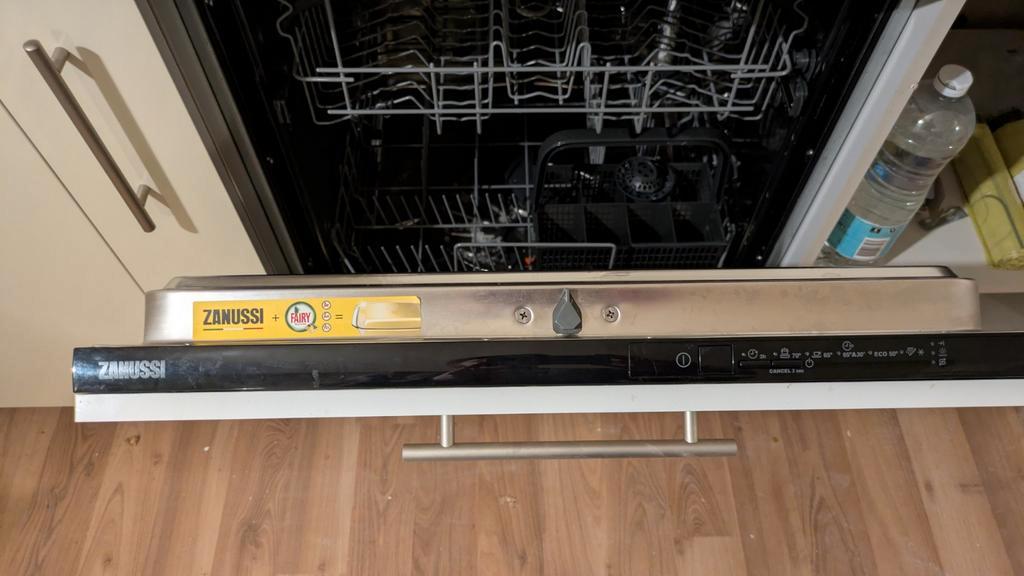 Zanussi inbouwvaatwasser - Gebruikt
