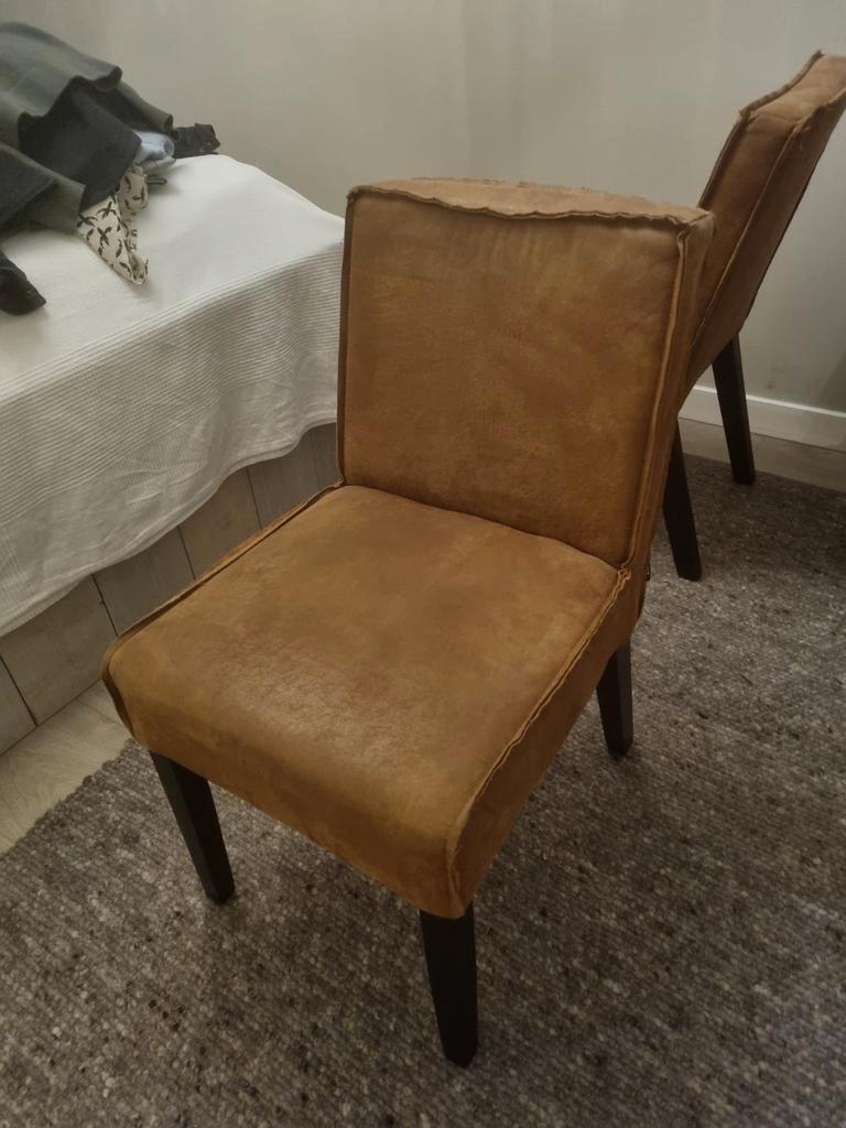 3x bruin suède stoel