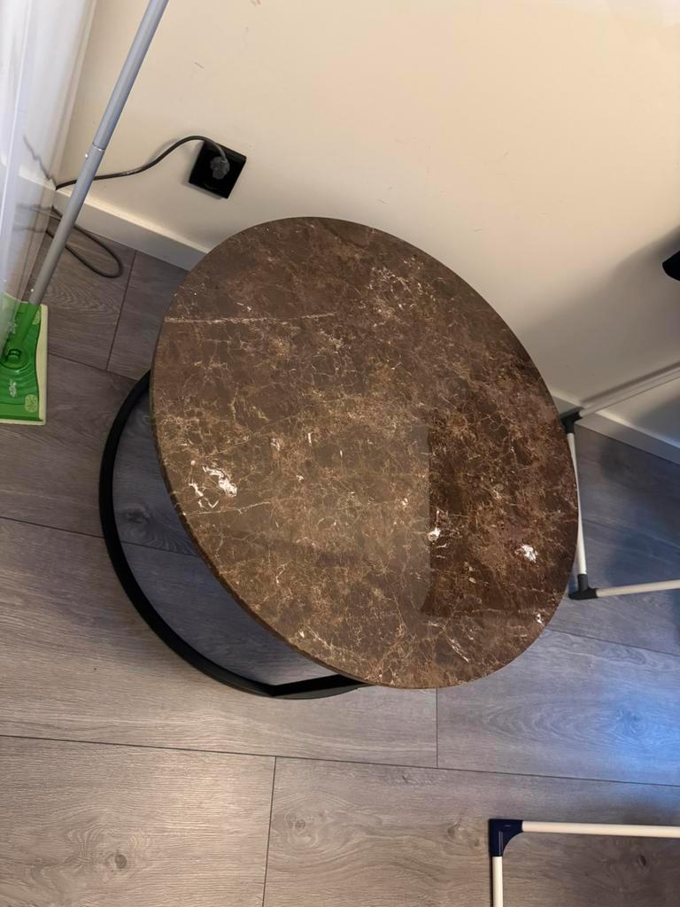 eet tafel / stoelen / salon tafel