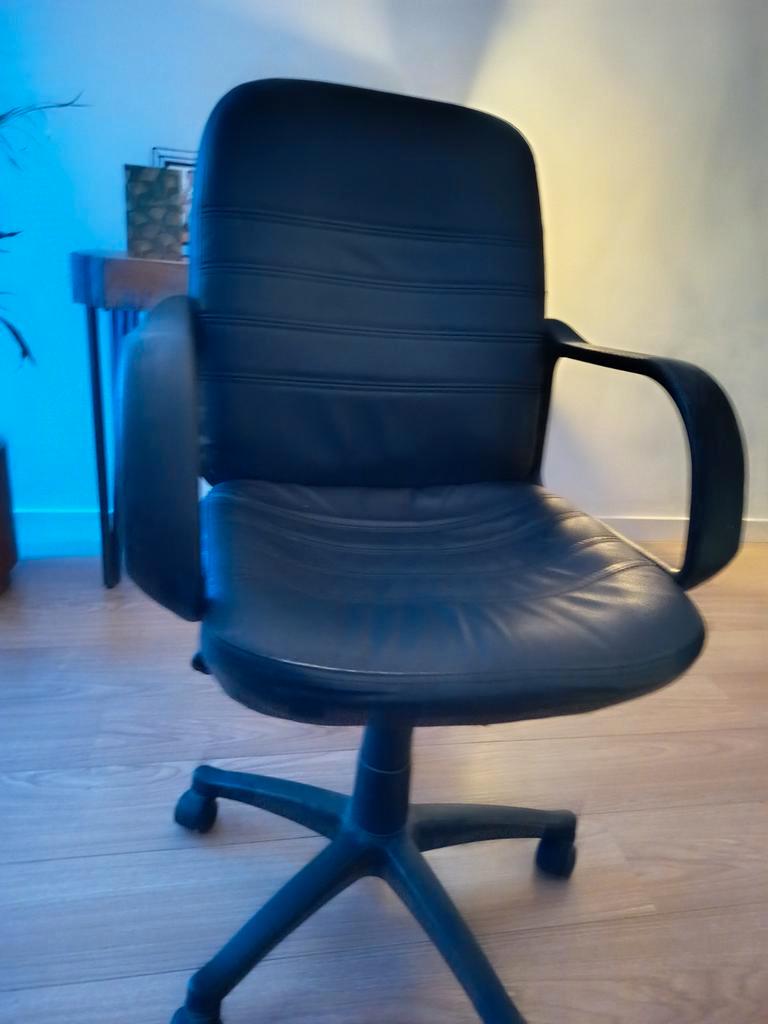 Tweedehands Bureaustoel - Comfortabel en Praktisch
