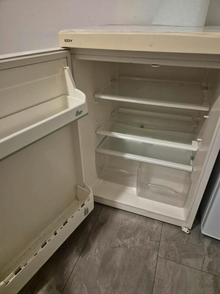 GRATIS KOELKAST - ZSM OPHALEN