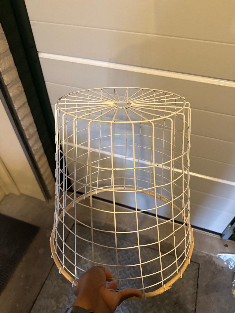 Draadmand - leuk voor dekens/kussens