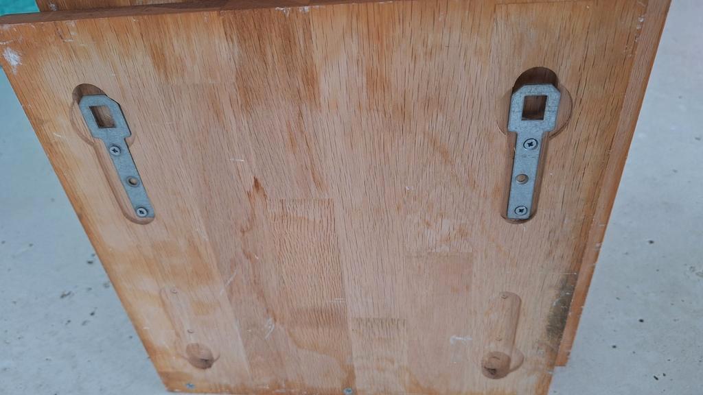 2 Hardhouten Hoekplanken - Gratis Ophalen Amsterdam