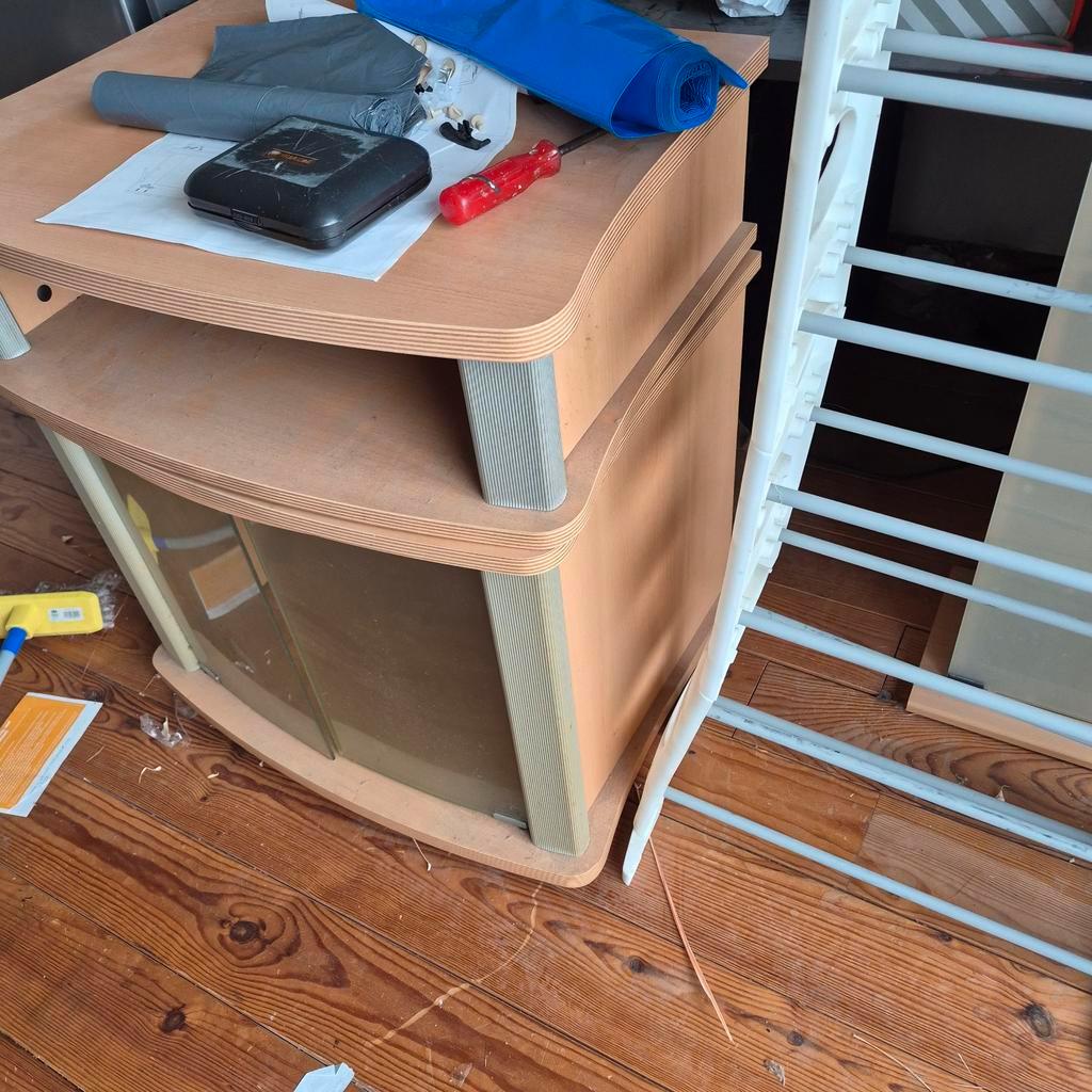 TV Meubel met Glazen Deuren