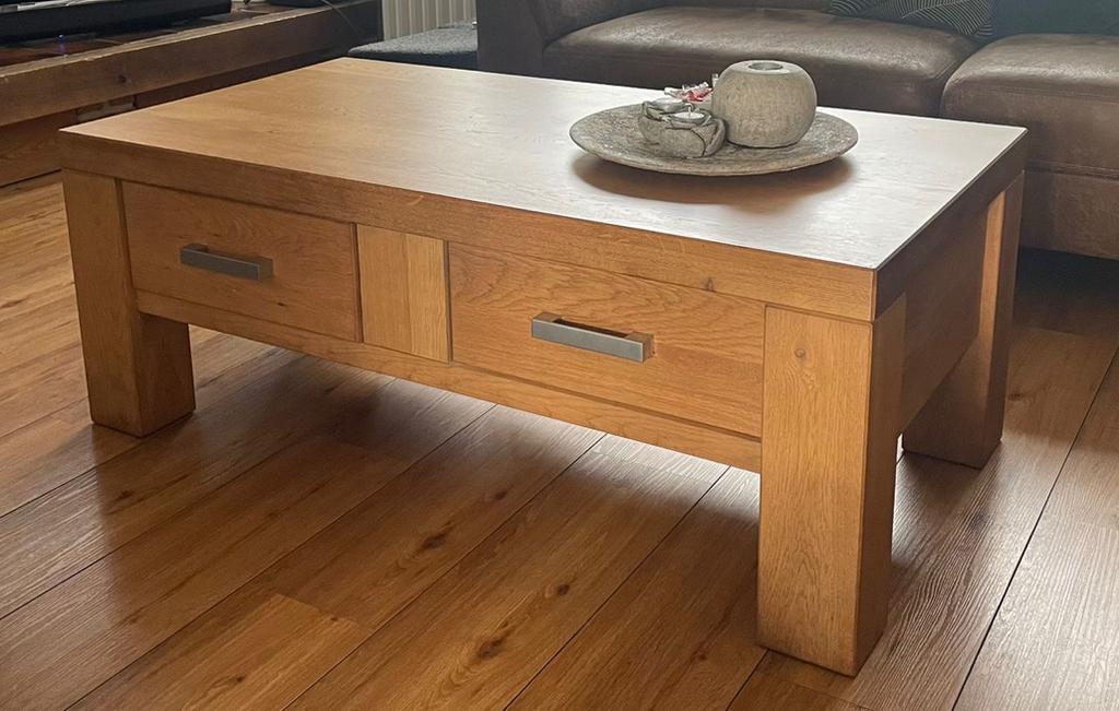 Gratis - massief houten salontafel met 2 lades
