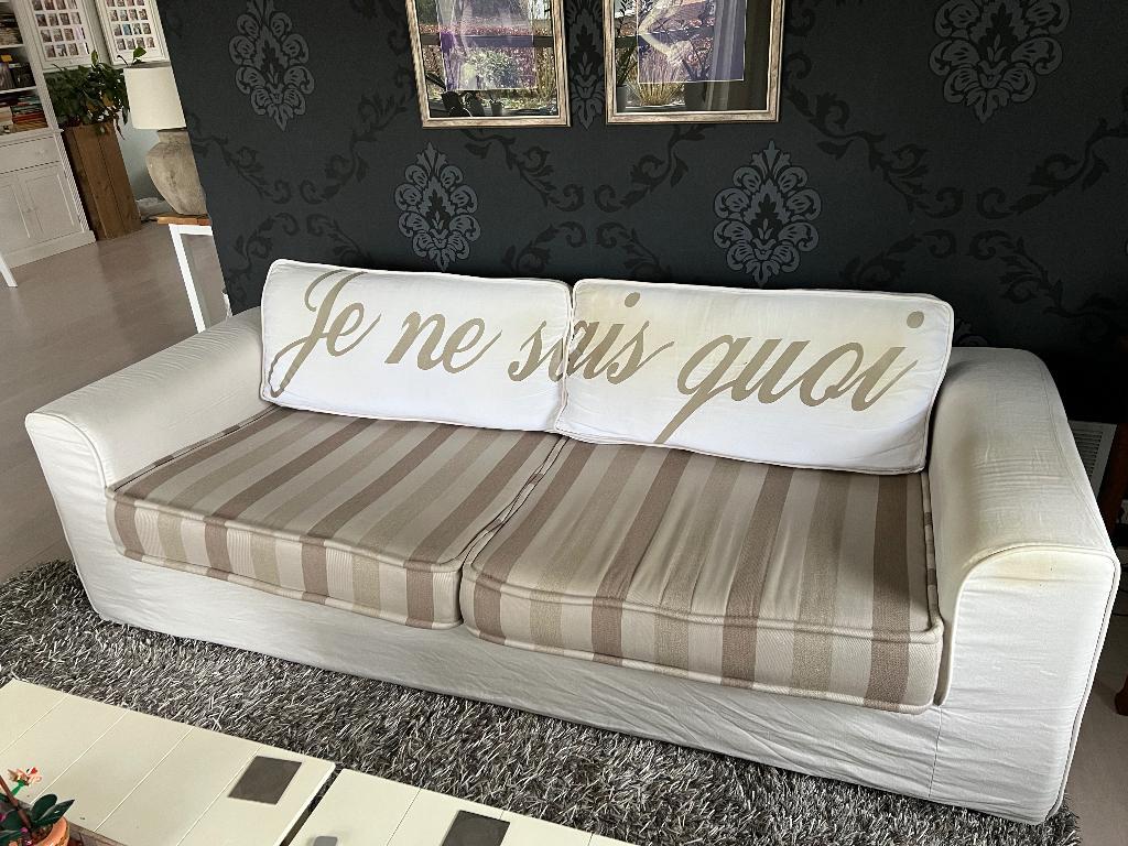 Gratis: grote 3,5-zitsbank