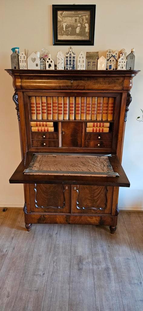 Antieke Secretaire kast mahonie