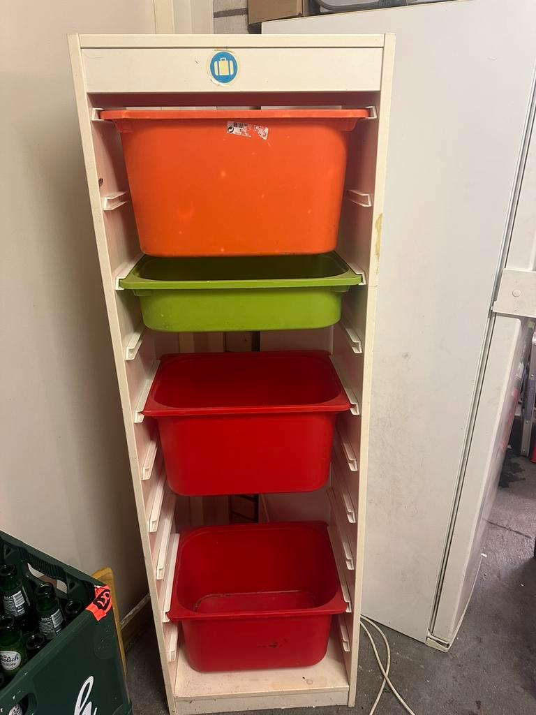 Gratis Ikea bakken kast