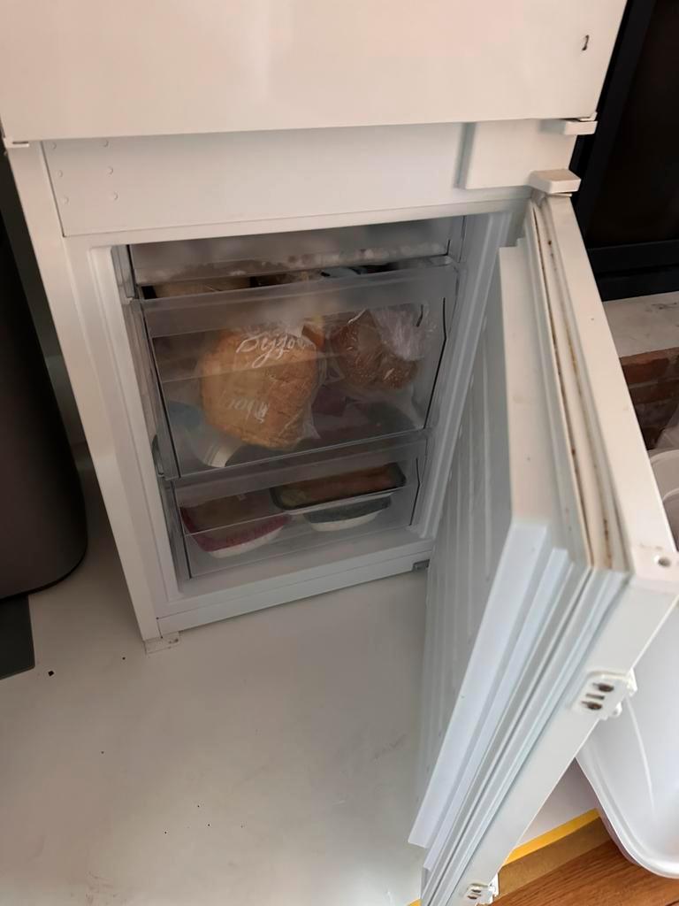 Inbouwkoelkast whirlpool 6th sens, GRATIS AFHALEN