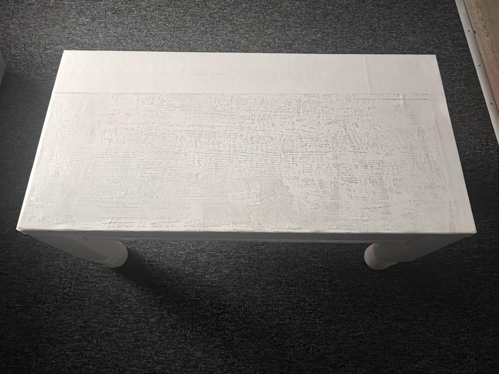 Gratis Witte meubels (tv kast en salontafel)