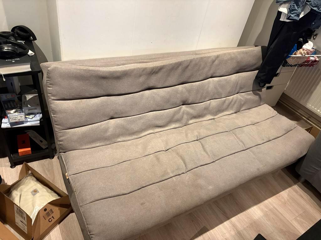 Comfortabele slaapbank / bank