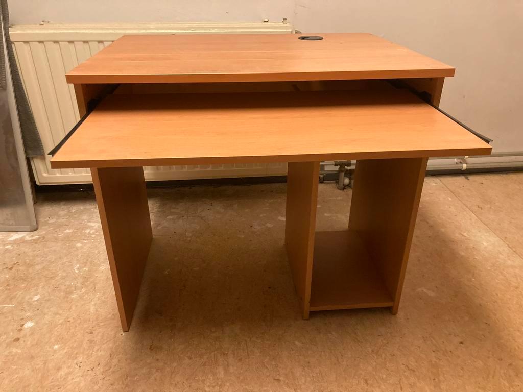 Klein bureau met uitschuifblad - 80x60x72cm