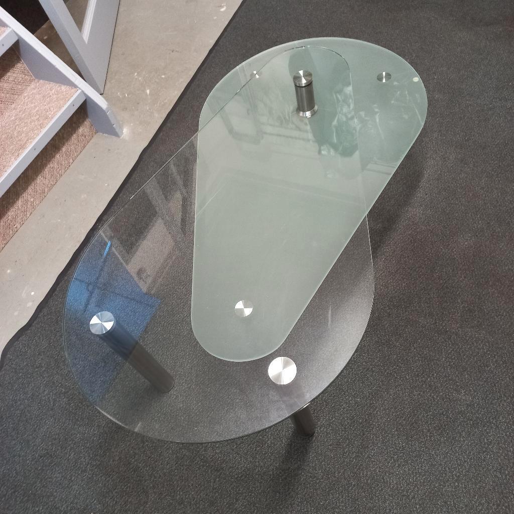 Gratis salontafel moet snel weg