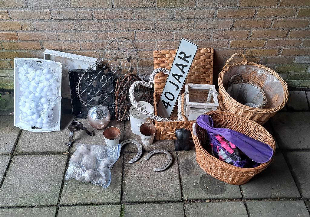 GRATIS af te halen: diverse spullen