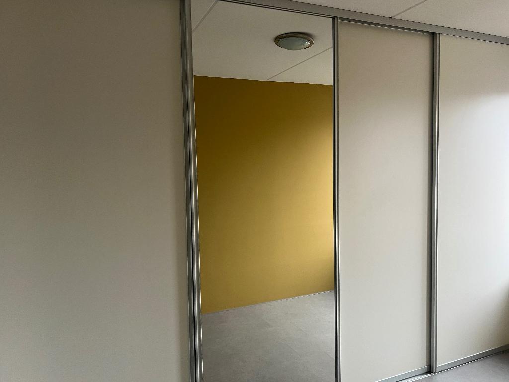 Kastenwand (schuifdeuren)