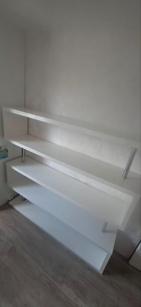 Gratis leuke aparte kast