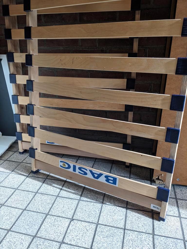 2x Lattenbodem 70x200 - Goede Staat