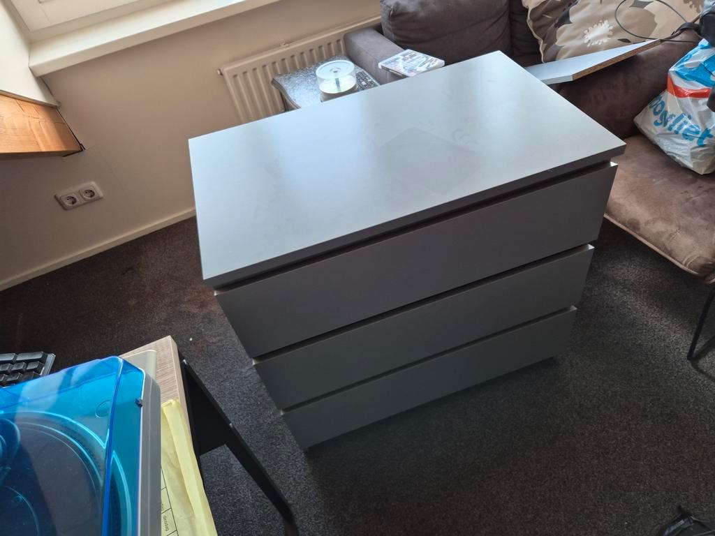 Grijze ladekast - Gratis ophalen!