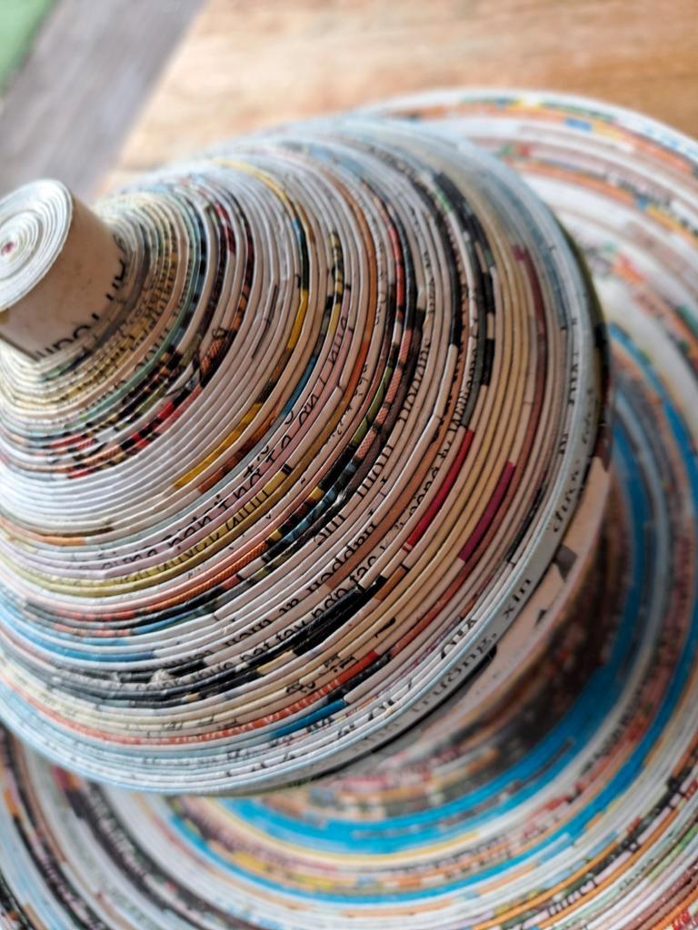 Schaaltje en bakje wereldwinkel papier.