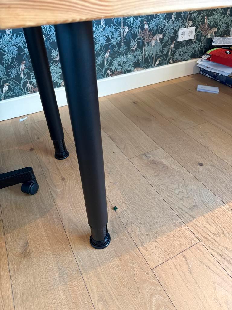 Tafelblad 70x150 met verstelbare poten