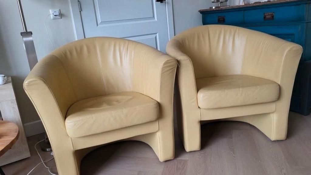 Gratis: 2 leren fauteuils