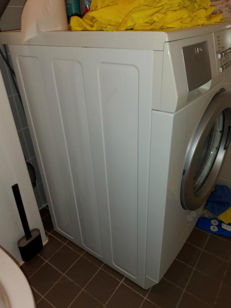 AEG Wasmachine 8 liter - Gratis af te halen