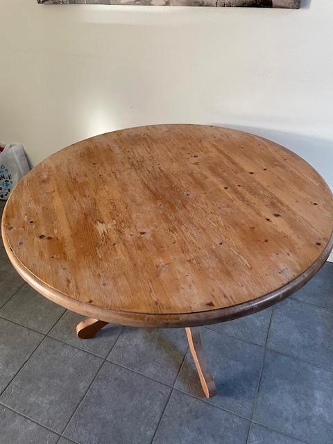 Ronde eettafel