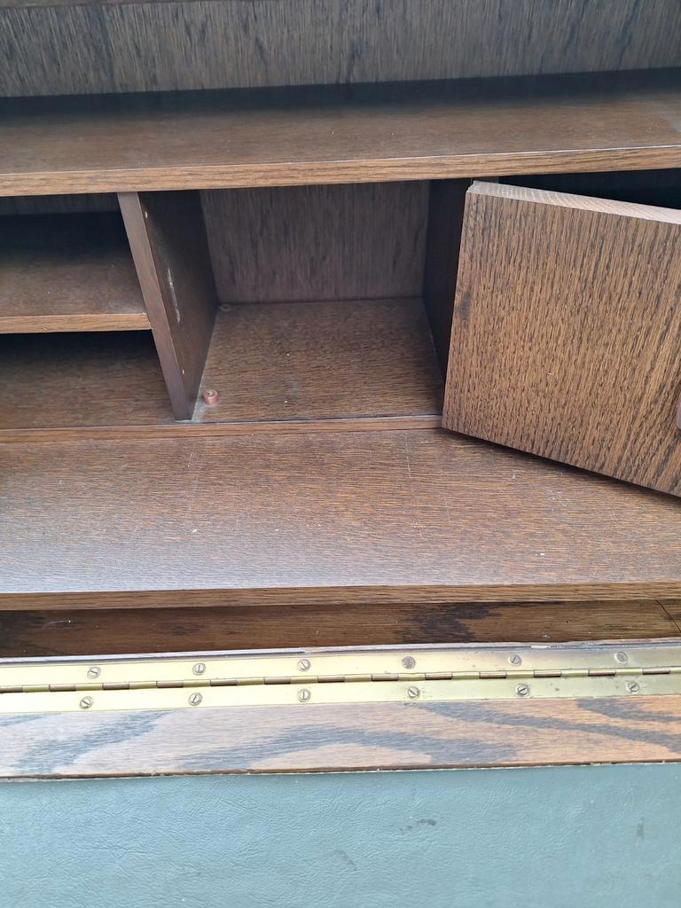 Gratis af te halen secretaire eikenhout