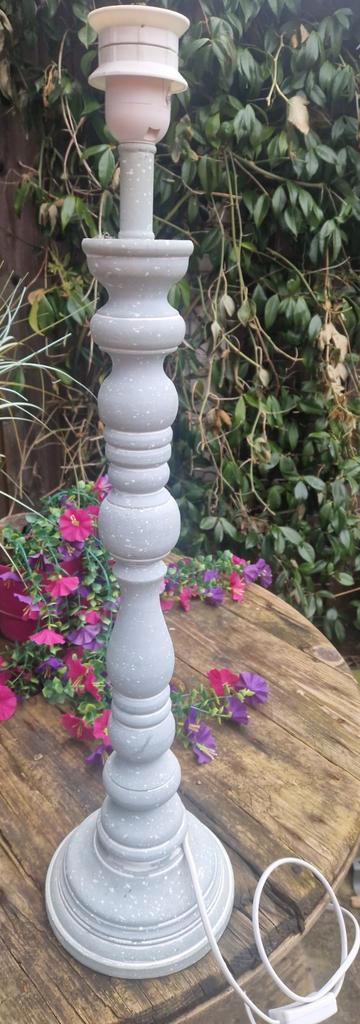 Lampenkap voet 65 cm hoog, gratis af te halen