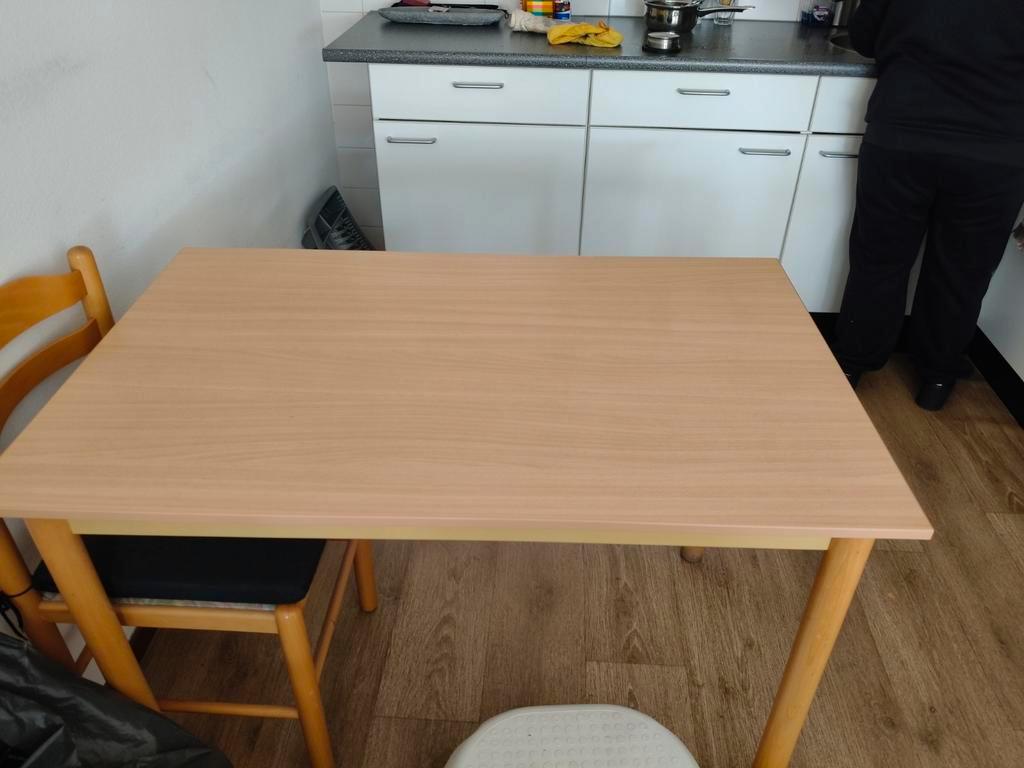 Gratis Rechthoekige Tafel 100x70 cm