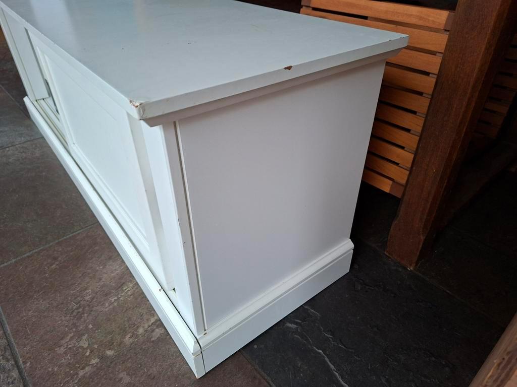 Gratis af te halen TV meubel tv kastje speelgoed playstation