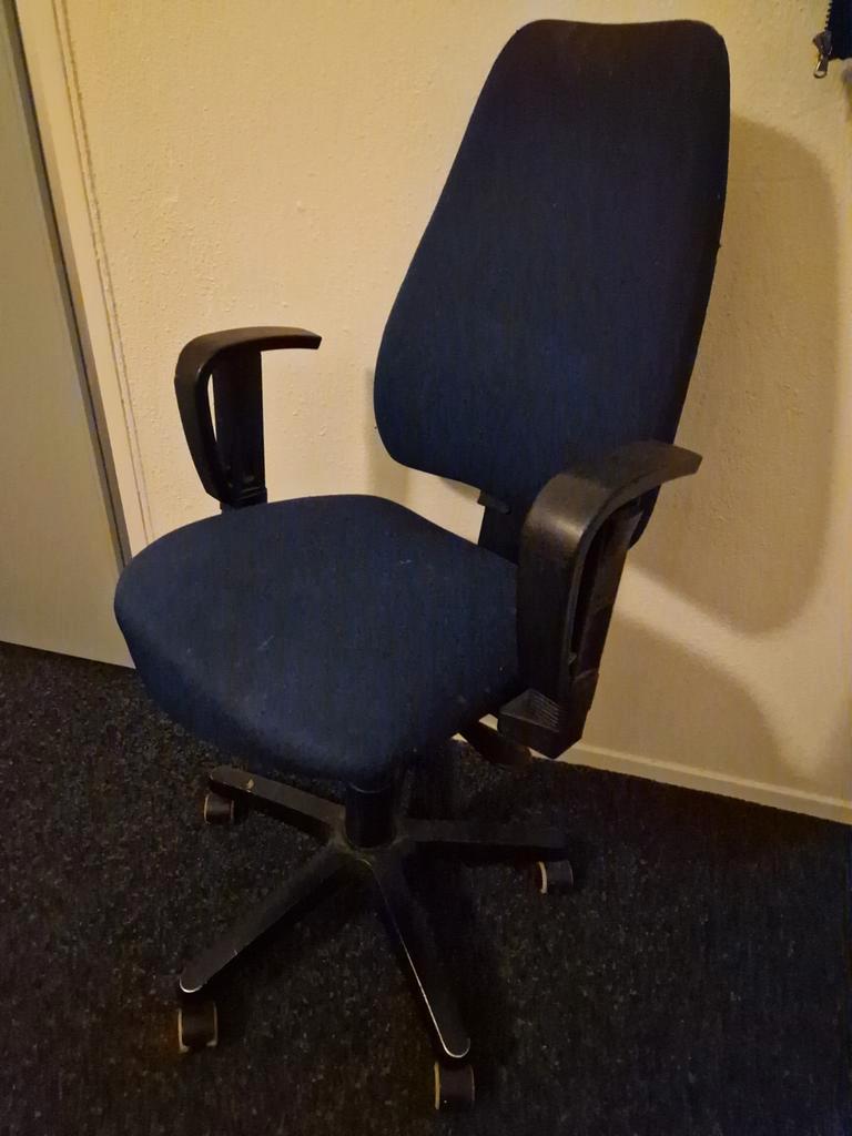 BUrostoel ergonomische instellingen