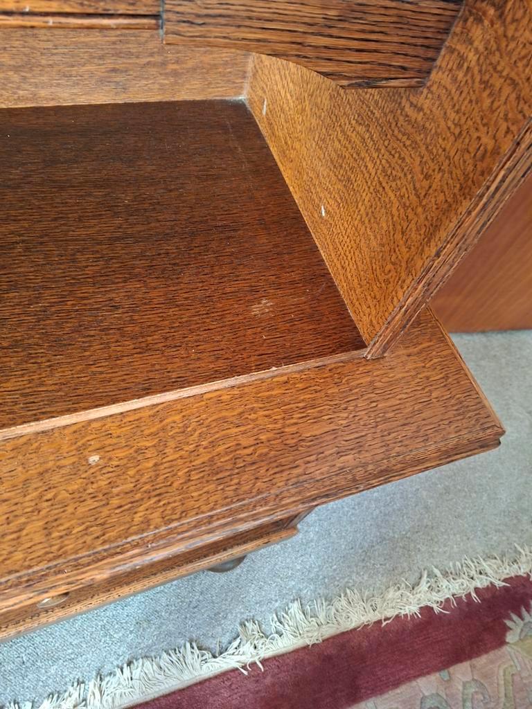 Gratis degelijke wandkast