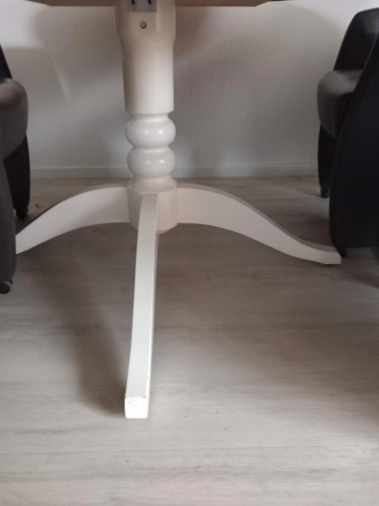 Ronde eettafel GRATIS