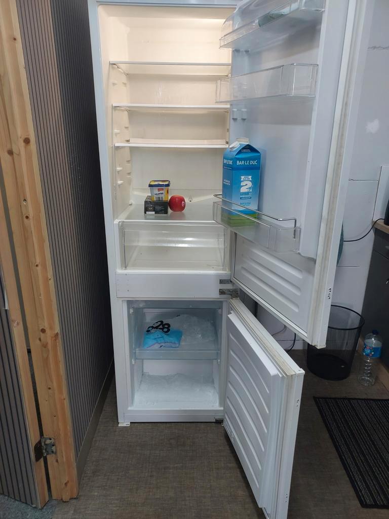 Koelkast met vriesvak - Gebruikt