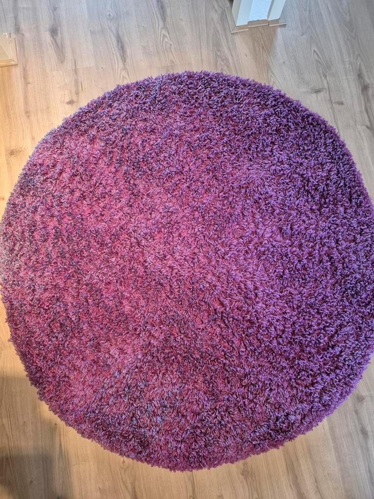 Paars rond vloerkleed - gratis af te halen