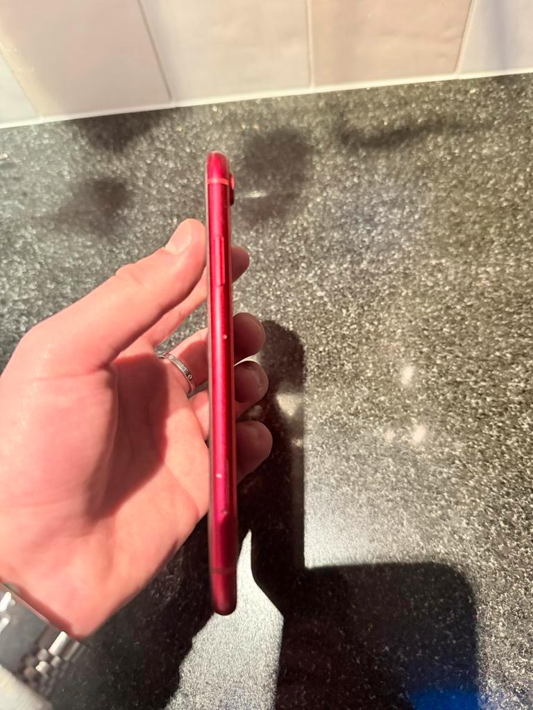 iPhone XR 128GB - RUILEN tegen iets van dezelfde waardd