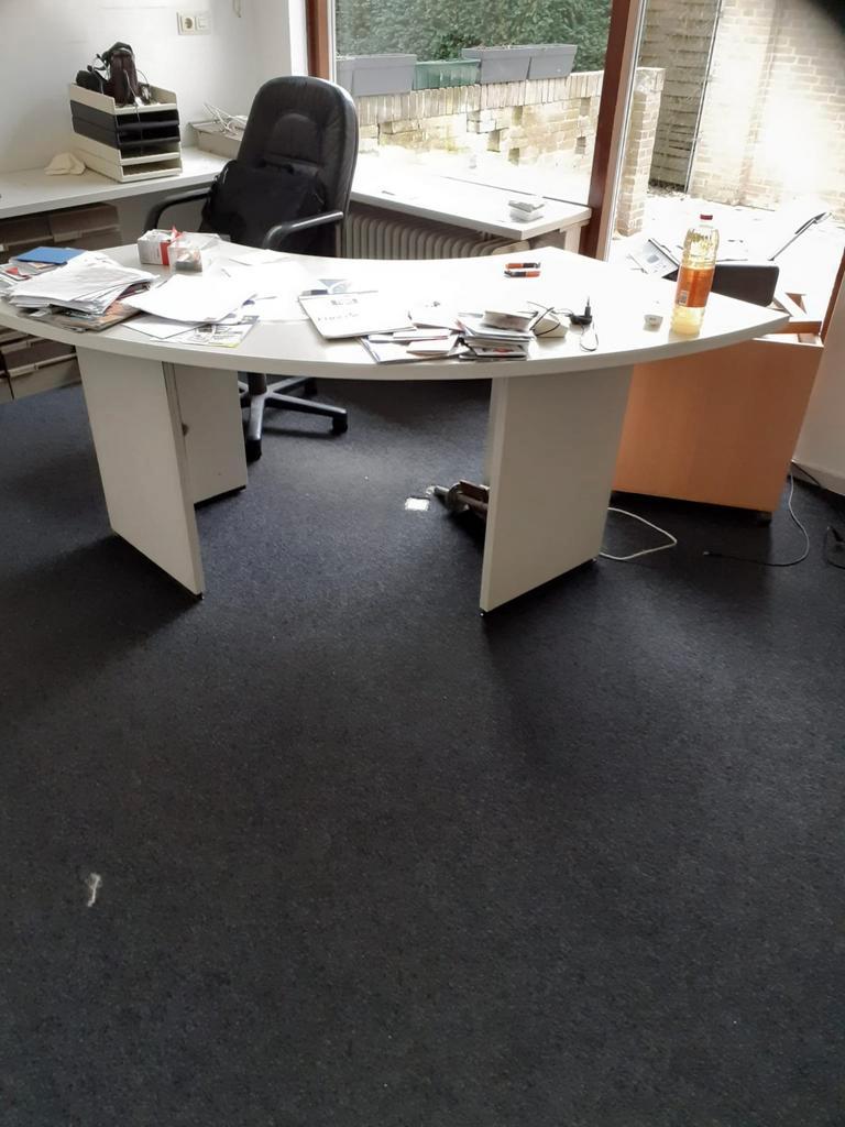 Groot bureau / buro - ideaal voor kantoor of thuiswerk