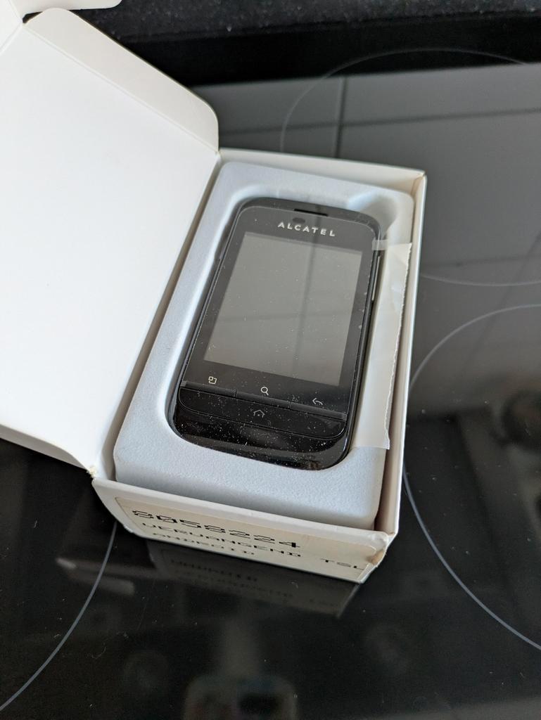 Alcatel One Touch 903 Smart - Klassiek Model