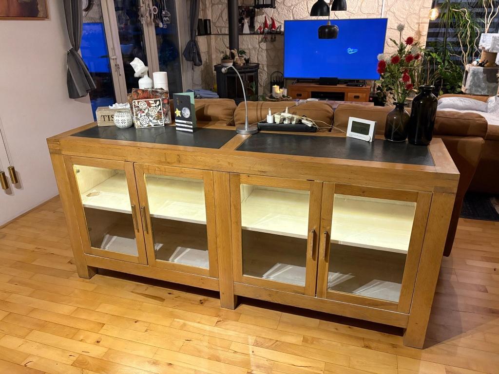 Vitrinekast/dressoir met verlichting