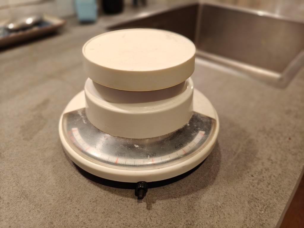 Analoge Keukenweegschaal
